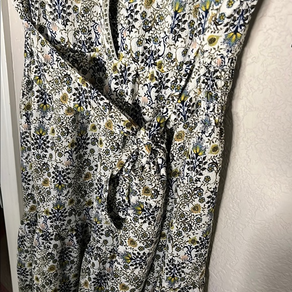 Floral Short Sleeve Dress - Picture 5 of 5